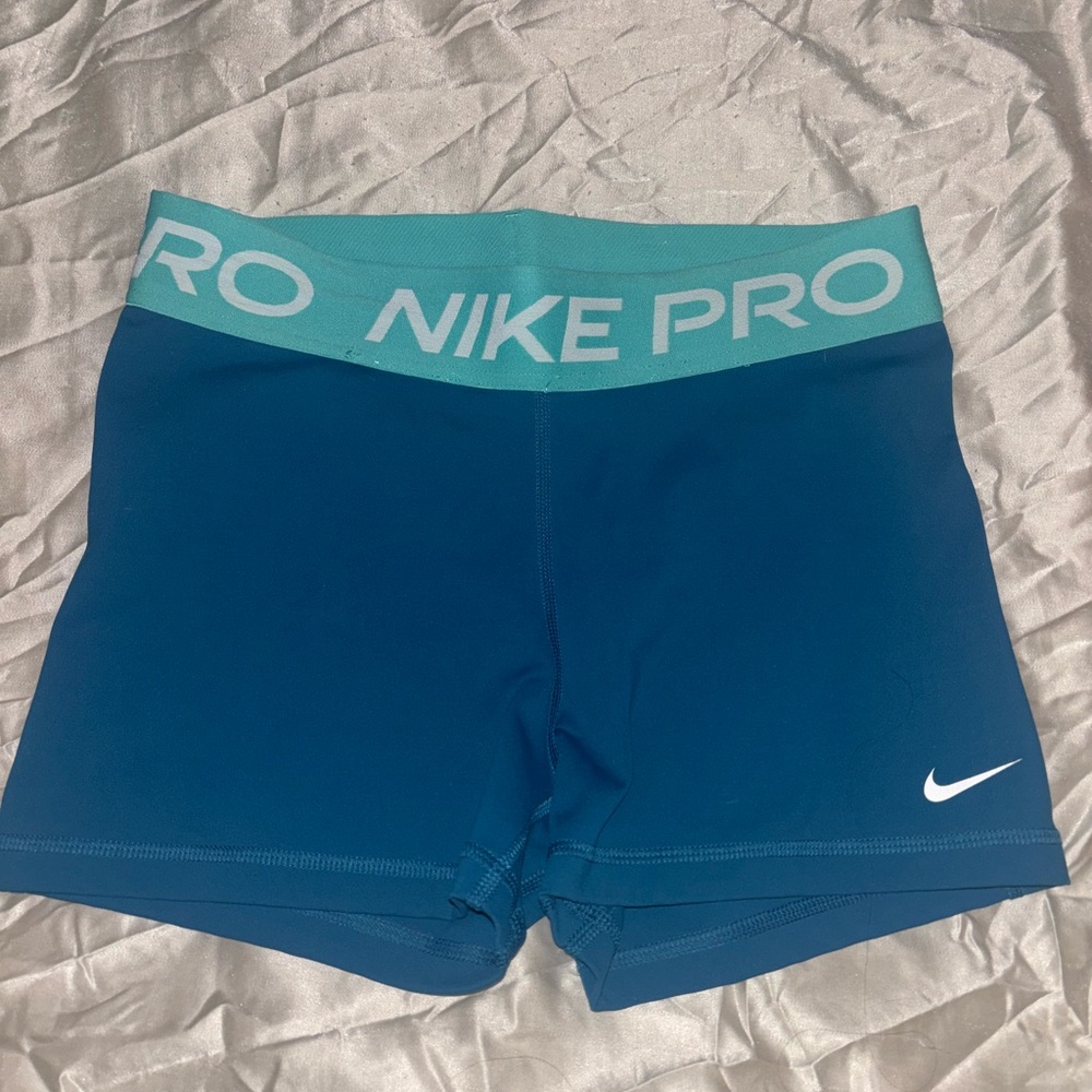 Nike Pro 3’ Women’s Teal Blue Shorts
